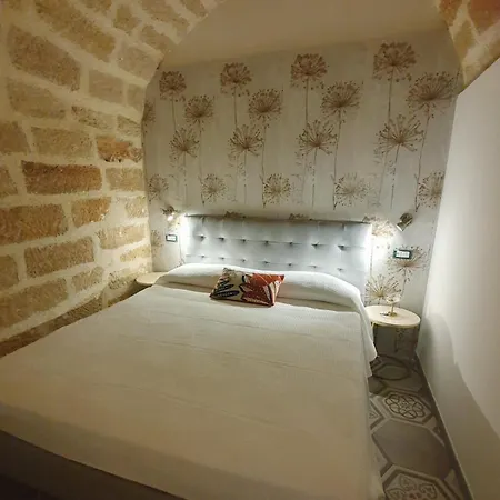 Azzurra Терразини